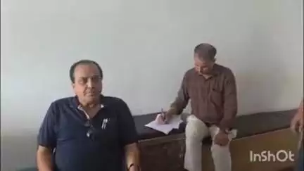 बड़हरा: बड़हरा विधानसभा में फर्जी तरीके से चल रहे अस्पताल दवाखाना अल्ट्रासाउंड पर बड़हरा स्वास्थ्य विभाग की टीम ने की छापेमारी