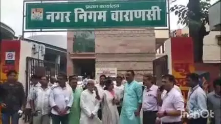 वाराणसी नगर निगम ने सफाई व्यवस्था में नया आयाम स्थापित किया