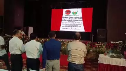 হলদিয়া: হেলমেট না পড়ায় অ্যাক্সিডেন্টে মৃত্যুর হার পূর্ব মেদিনীপুর জেলায় সব থেকে বেশি, হলদিয়া IOC অনুষ্ঠানে এসে বললেন জেলাশাসক