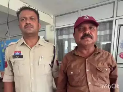 धमतरी: कोतवाली पुलिस ने दो अलग-अलग क्षेत्रों के बैंक से धोखाधड़ी करने वाले एक आरोपी को गिरफ्तार कर भेजा जेल