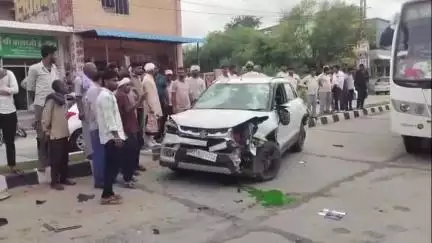 सूरजगढ़: सूरजगढ़ में दिनदहाड़े सरपंच की गाड़ी पर हमला, SHO को किया गया सस्पेंड, वारदात का वीडियो हुआ वायरल