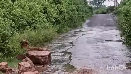 सोनो: लगातार बारिश के कारण सिरसा पहाड़ी में भूस्खलन, पर्यावरणीय असंतुलन पर चिंता
