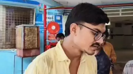 भिंड नगर: जिला अस्पताल में गर्भवती महिला को दी एक्सपायरी दवा, परिजन ने सिविल सर्जन से की शिकायत