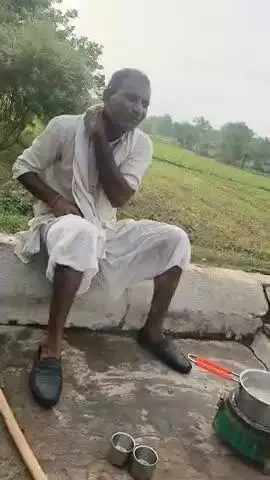 आज हमारे इंदर भगत जी ने कुए के पाठ पर सभी भक्त जनों के लिए चाय बनाई और स्वयं ने भी पी