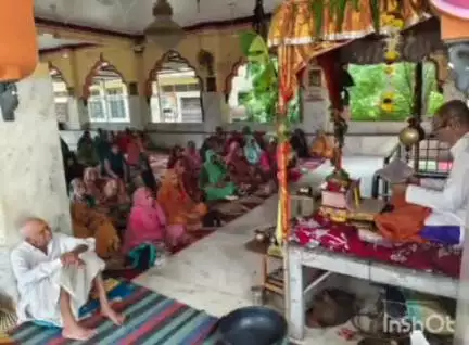 पेटलावद: श्री नीलकंठ महादेव मंदिर में शिव पुराण कथा का आयोजन
