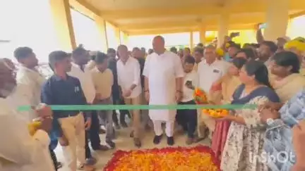 సంతమాగురులో పొగాకు కొనుగోలు కేంద్రాన్ని ప్రారంభించిన రాష్ట్ర మంత్రులు అచ్చం నాయుడు, గొట్టిపాటి రవికుమార్