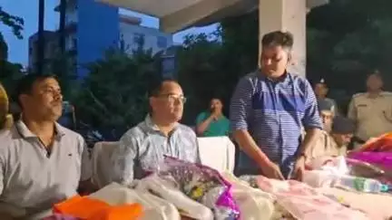 हाजीपुर: नगर थाने में पुराने थाने अध्यक्ष का विदाई और नए थाने अध्यक्ष का स्वागत समारोह