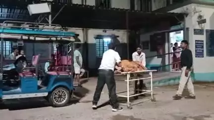 হবিবপুর: বেগুনবাড়ি এলাকায় বাইক দুর্ঘটনায় গুরুতর আহত এক মহিলা, বুলবুলচন্ডী হাসপাতাল থেকে রেফার মালদা হাসপাতালে