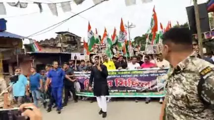 ভাঙড় ২: "বিধানসভায় বিজেপির কথায় সায় দেন এবং ভাঙ্গড়ে এসে মায়াকান্না কাঁদেন"রাজ্জাক খুনের প্রতিবাদ সভা থেকে নওশাদকে আক্রমণ