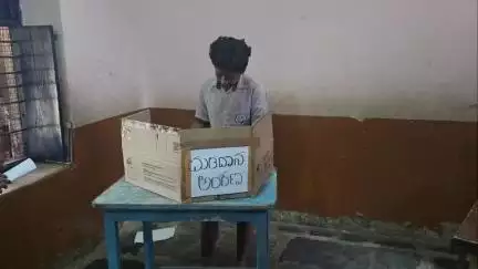 ಬಳ್ಳಾರಿ: ಕೌಲ್ ಬಜಾರ್ ನ ಬಸಮ್ಮ ಶಾಲೆಯಲ್ಲಿ ವಿದ್ಯಾರ್ಥಿಗಳ ಶಾಲಾ ಸಂಸತ್ ಚುನಾವಣೆ