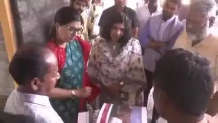 హన్వాడ: డైట్ కళాశాల నూతన భవనం నిర్మాణ పనులను పరిశీలించినరాష్ట్ర విద్యాశాఖ కార్యదర్శి యోగిత రానా