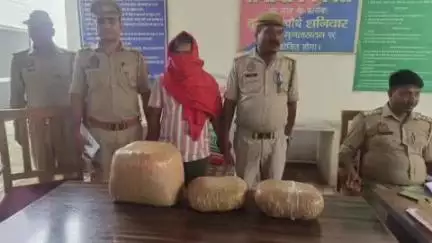 मुगलसराय: मानसरोवर पोखरे के पास से पुलिस ने एक गांजा तस्कर को किया गिरफ्तार, 10 किलोग्राम अवैध गांजा बरामद, कीमत लगभग ₹2.5 लाख