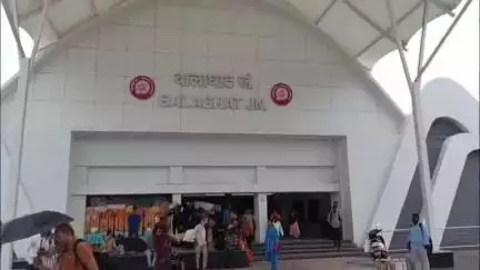 बालाघाट: ट्रेन पहले ही दिन 15 मिनट देरी से पहुंची, गोंदिया पहुंचने में लगा दोगुना समय, यात्रियों ने जताई नाराजगी