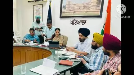 ਪਟਿਆਲਾ: DC ਪਟਿਆਲਾ ਨੇ ਦਫਤਰ ਵਿੱਚ ਮੀਟਿੰਗ ਕਰ ਕਿਹਾ ਕਿਸਾਨ ਪਰਾਲੀ ਨੂੰ ਨਾ ਲਗਾਉਣ ਅੱਗ, ਪਰਾਲੀ ਪ੍ਰਬੰਧਨ ਲਈ ਮੁਹੱਈਆ ਹੋਵੇਗੀ ਮਸ਼ੀਨਰੀ