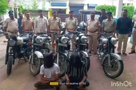 మోటార్ సైకిళ్ల చోరీకి పాల్పడిన నిందితుడు అరెస్ట్, 11 రాయల్ ఎన్ఫీల్డ్, 2 యమహా మోటార్ సైకిళ్లు స్వాధీనం: ఎస్పీ వకుల్ జిందాల్