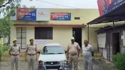 बस्सी: दूदू थाना पुलिस ने 21.270 KG अवैध डोडा बरामद कर एक आरोपी को किया गिरफ्तार, कार जब्त