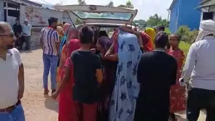 आंवला: एनसीसी प्लांट के सिक्योरिटी गार्ड की जहरीले कीड़े के काटने से हुई मौत, शव को पोस्टमार्टम के लिए भेजा