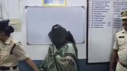 మిర్యాలగూడ: మిర్యాలగూడలో భారీ మోసం ఇద్దరు నిందితులను అరెస్టు చేసిన పోలీసులు