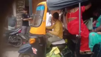 रामपुर नैकिन: रामपुर नैकिन के कृष्णा आभूषण भंडार में लाखों की चोरी, पुलिस ने स्निफर डॉग को बुलाया