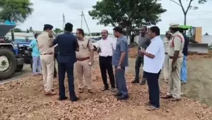 మల్యాల ముఖ్యమంత్రి పర్యటన సందర్భంగా బందోబస్తు ఏర్పాట్లు పరిశీలించిన : జిల్లా ఎస్పీ అది రాజ్ సింగ్  రాణా