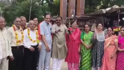 प्रतापगढ़: राजस्थान शिक्षक संघ एकीकृत के अध्यक्ष के नेतृत्व में शिक्षाविदों का प्रतापगढ़ आगमन, नगर परिषद के बाहर हुआ स्वागत