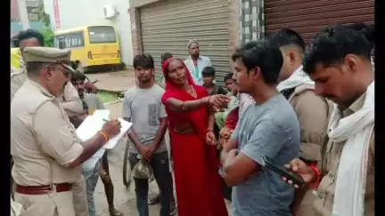 करहल: करहल क्षेत्र में बैंक से घर जा रहे दंपति के साथ टप्पेबाजों ने की लूट, पुलिस जांच पड़ताल में जुटी