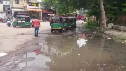 વડોદરા દક્ષિણ: અકોટા વિસ્તાર માં ડ્રેનેજ ના પાણી ઉભરાવવા ની સમસ્યા #Jansamasya