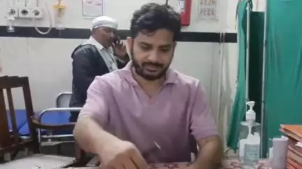 छतरपुर नगर: सांप काटने से अलग-अलग जगह की दो महिलाएं घायल, जिला अस्पताल में भर्ती