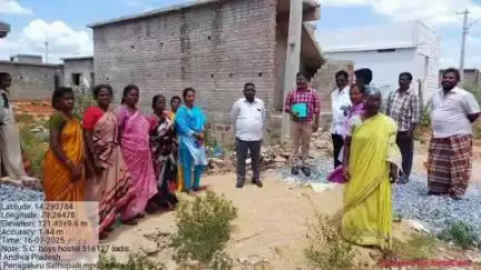పక్కా గృహాల నిర్మాణాలను త్వరగా పూర్తి చేసుకోవాలి- పెనగలూరు ఎంపీడీవో విజయరావు