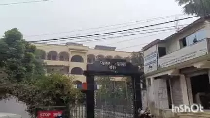 बांका: बांका कोर्ट परिसर में गुटखा खाकर थूकने पर युवक के खिलाफ थाने में प्राथमिकी दर्ज