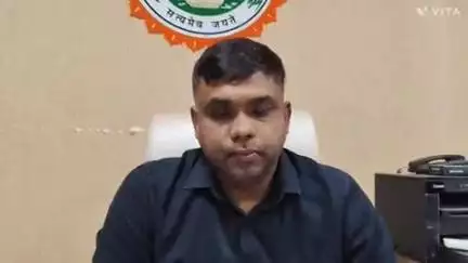 निवाड़ी: जिला पंचायत सीईओ ने दिए निर्देश, आयुष्मान कार्ड के लिए गांव-गांव लगेंगे शिविर