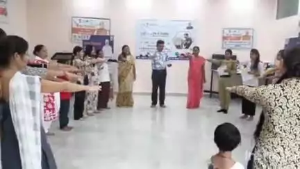 श्योपुर: साफ-सफाई से आती है समृद्धि, जन शिक्षण संस्थान कार्यालय में स्वच्छता पखवाड़े के अंतर्गत दिलाई शपथ