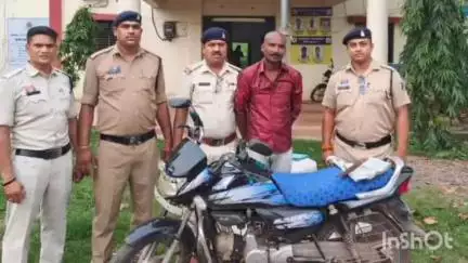 पाटन: अमलेश्वर थाना अंतर्गत पारिवारिक विवाद में भाई पर चापड़ से हमला करने वाले चचेरे भाई को पुलिस ने किया गिरफ्तार