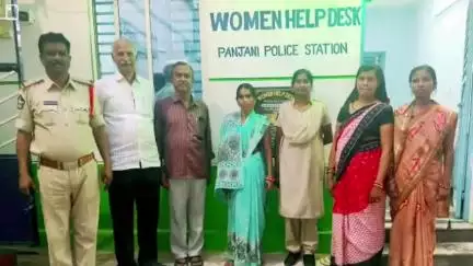 పలమనేరు: పెద్దపంజాణి: లింగాపురం వివాహిత మిస్సింగ్ కేసును చేదించి వారి కుటుంబ సభ్యులకు అప్పగించిన పోలీసులు