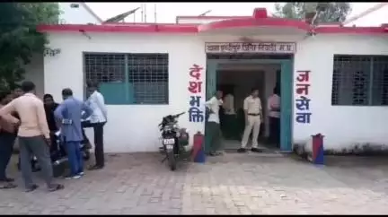 निवाड़ी: मनिया ग्राम में अज्ञात कारणों से 23 वर्षीय युवक ने फांसी लगाकर की आत्महत्या, पुलिस जांच में जुटी