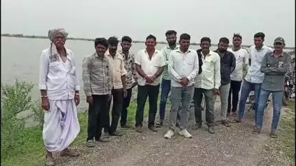 રાણપુર: તાલુકાના ગુંદા ડેમના જૂના ઓગાન માંથી પાણી બહાર આવતું હોવાથી ગુંદા ગામના લોકો હેરાન-પરેશાન#Jansamasya