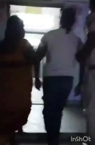 मांझा: भैसही गांव में पानी बहाने के विवाद में मारपीट, एक युवती घायल, डायल 112 पुलिस जांच में जुटी