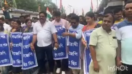 তালড্যাংরা: বিজেপি শাসিত ভিনরাজ্যে বাঙালীদের ওপর অত্যাচারের অভিযোগে তালডাংরা বাজারে ধিক্কার মিছিল ও পথসভা হল তৃণমূলের