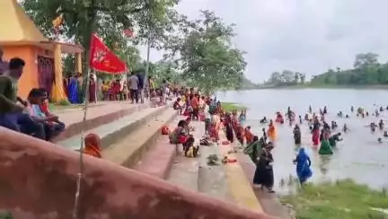 जलालगढ़: दिना भदरी स्थान में मेला के आयोजन से पूर्व निकाली गई कलश शोभा यात्रा