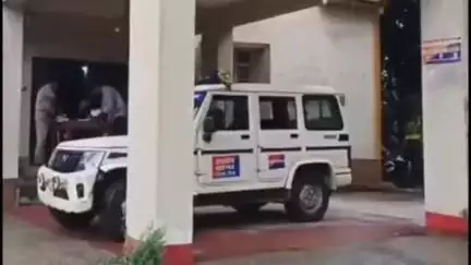 कहरा: बनगांव पुलिस को मिली बड़ी सफलता, स्मैक के साथ तीन तस्कर गिरफ्तार