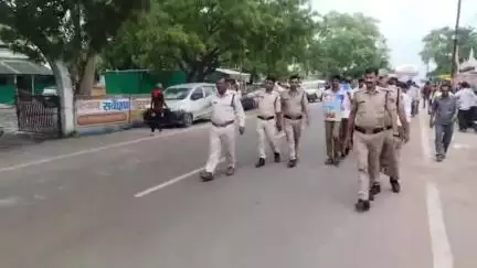 महाराजपुर: नशे से दूरी है जरूरी: गढ़ीमलहरा नगर में जागरूकता रैली निकाली गई