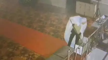 रायगढ़: एसपी ने मंदिर चोरी कांड में दो विशेष टीमों को सौंपी जिम्मेदारी, श्री श्याम मंदिर से ₹25 लाख चोरी