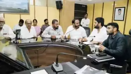 భీమిలి: 2041 మాస్టర్ ప్లాన్ పై రైతుల అభ్యన్తరాలను, సమస్యలను పరిశీలించాలని కోరిన 4వవార్డ్ టీడీపీ నేతలు