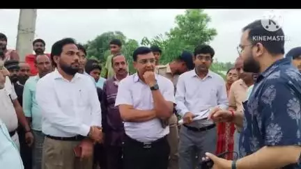 इस्लामपुर: नालंदा: डीएम कुंदन कुमार ने हिलसा अनुमंडल के बाढ़ प्रभावित क्षेत्रों का लिया जायजा