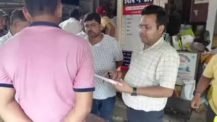 महाराजगंज: महराजगंज में उर्वरक दुकानों पर छापेमारी, 14 नमूने सील किए गए, 5 को नोटिस जारी
