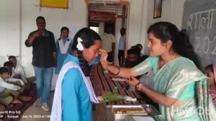 लुण्ड्रा: शासकीय उच्चतर माध्यमिक विद्यालय उदारी में शाला प्रवेश उत्सव का आयोजन, मुख्य अतिथि जिला पंचायत अध्यक्ष निरूपा