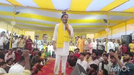 प्राणपुर: बिहार बदलाव यात्रा में बस्तौल पहुंचे जन सुराज के प्रशांत किशोर, कहा- अब जनता का राज होगा