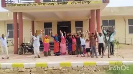 बालघाट में एक सप्ताह से विभाग ने ट्रांसफार्मर नहीं बदला, ग्रामीणों ने नांगल शेरपुर कार्यालय पर किया विरोध प्रदर्शन