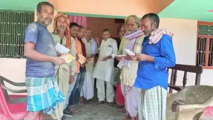 जोगापट्टी: बारवाओझा समेत कई पंचायतों में भाजपा कार्यकर्ताओं ने चलाया जनसंपर्क अभियान, पीएम के आगमन का निमंत्रण बांटा