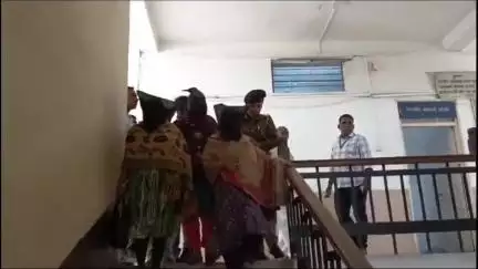 धुळे: आग्रारोड वरून ताब्यात घेतलेल्या  ४ बांगलादेशींना तुरुंगवास, बनावट कागदपत्रे रद्द करण्याचे आदेश; पोलीस अधीक्षकांची माहिती